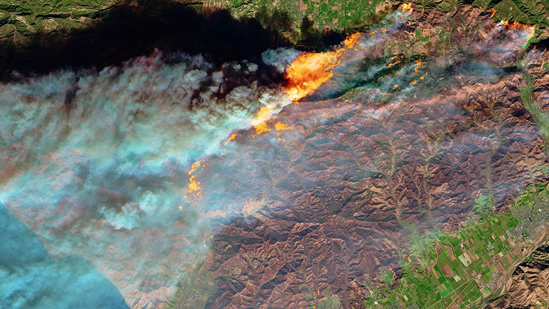 Satellite wildfire