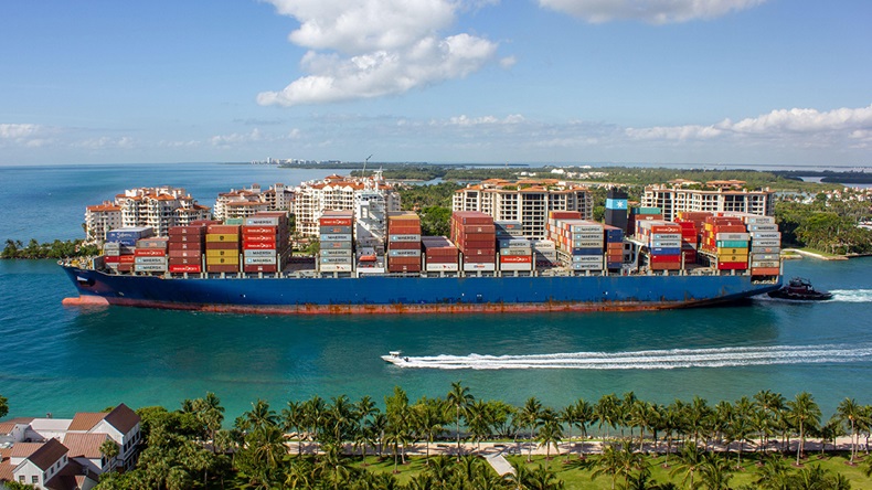 Cargo ship (crispin sheridan/Alamy Stock Photo)