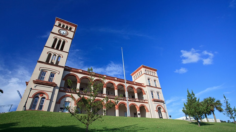 Bermuda Supreme Court, Hamilton (Michele Falzone/Alamy Stock Photo)