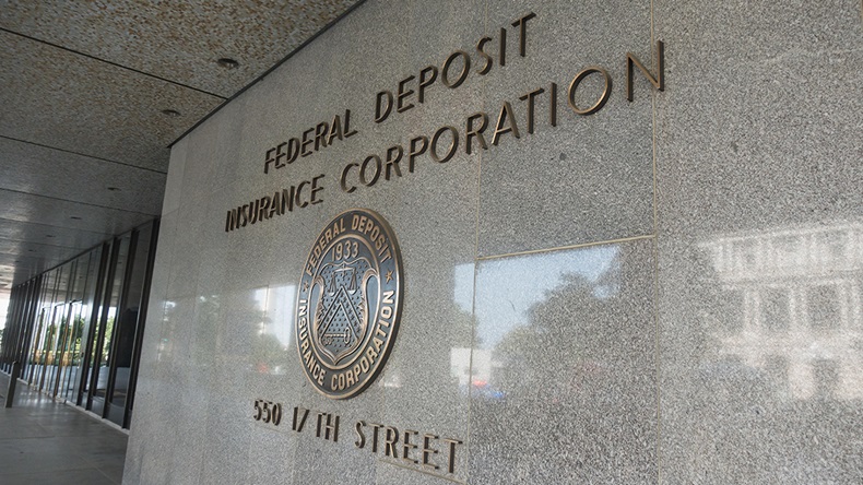 US Federal Deposit Insurance Corporate head office, Washington DC (Bob Korn/Alamy Stock Photo)