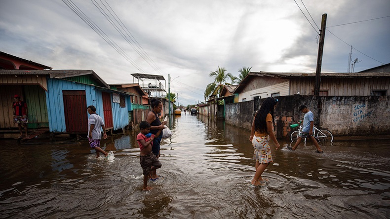 Brazil flood (2021) (Lucas Silva/dpa/Alamy Live News)