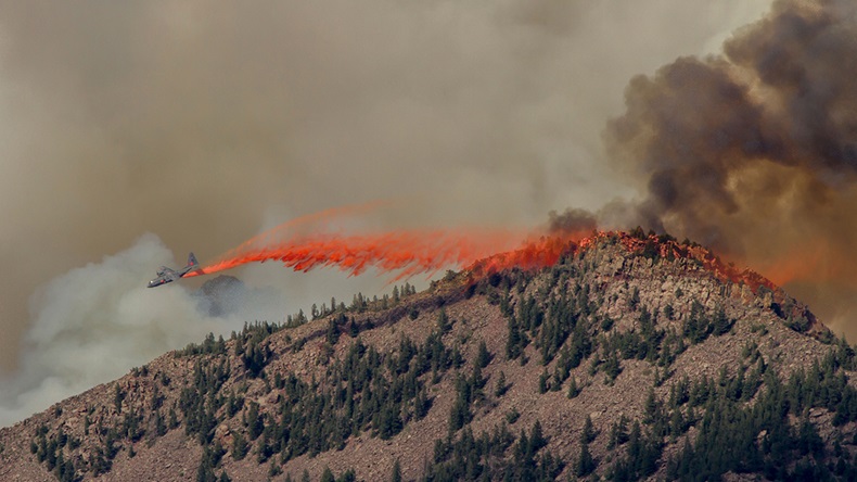 Colorado wildfire (2022) (Danita Delimont/Alamy Stock Photo)