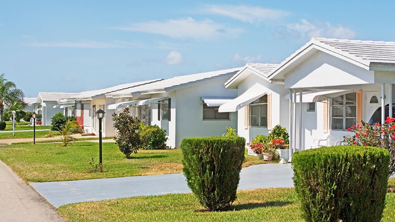 Florida houses (Tetra Images/Alamy Stock Photo)