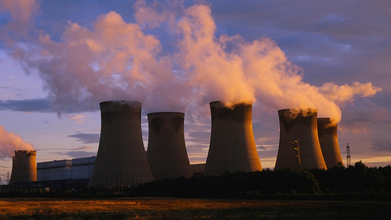 Coal power station (Panoramic Images/Alamy Stock Photo)