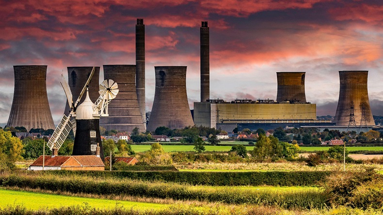 Coal power station (K7 Photography/Alamy Stock Photo)