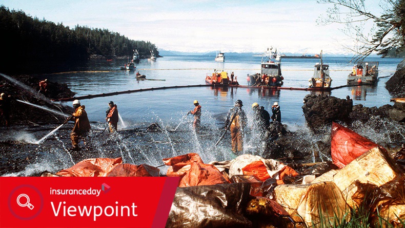 Exxon Valdez (Hum Images/Alamy Stock Photo)