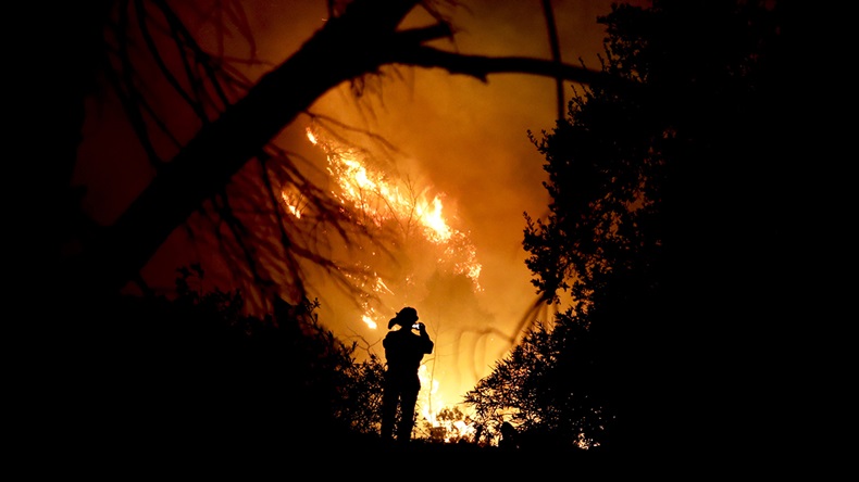 California Thomas fire (2017) (Chris Carlson/AP)-