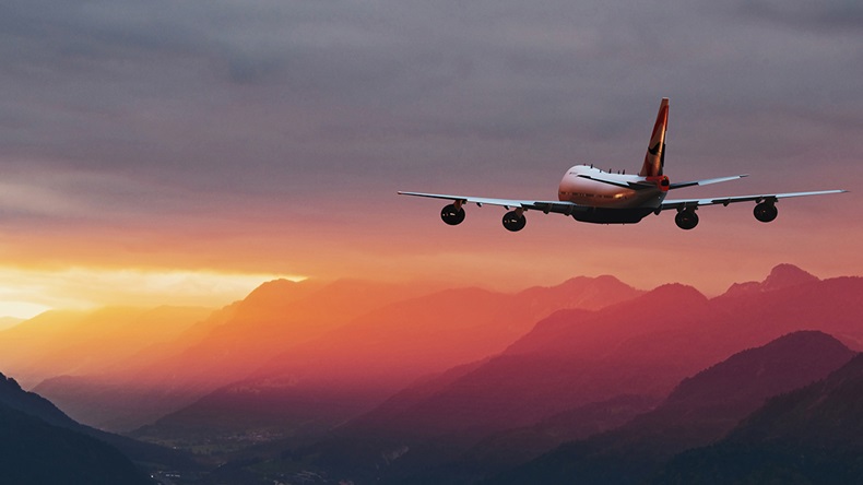 Aeroplane (IlkerErgun/Shutterstock.com)