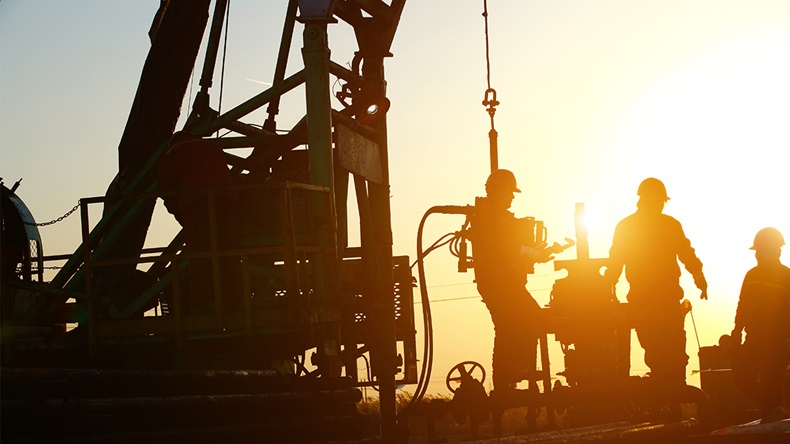 Drilling for oil (pan demin/Shutterstock)