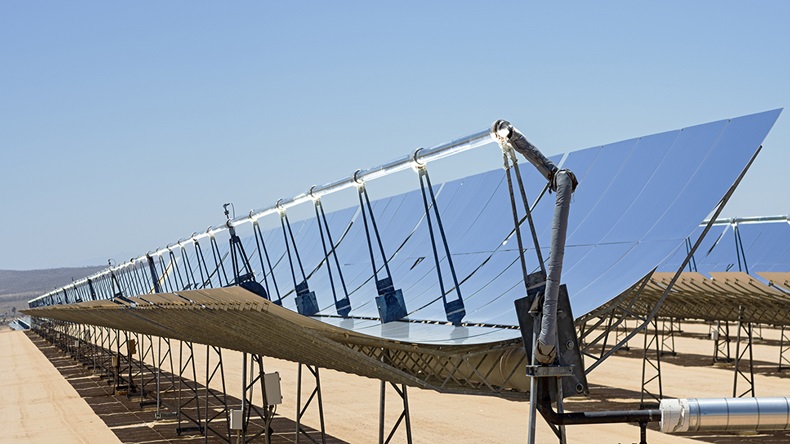 Solar power parabolic trough (Tom Grundy/Shutterstock.com)