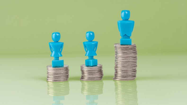 Gender pay gap (Greg Brave/Shutterstock.com)