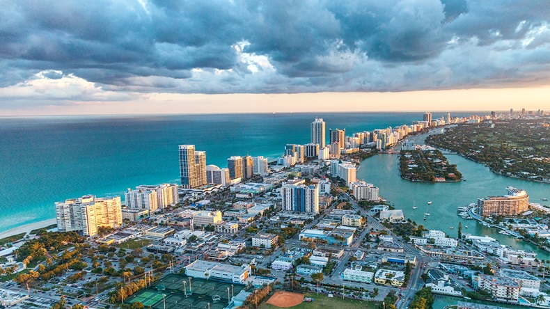 Miami FL (pisaphotography/Shutterstock.com)