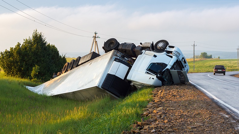 Truck accident (Aisylu Ahmadieva/Shutterstock.com)